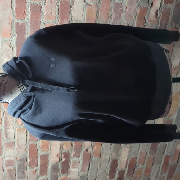 Under Armour Tops - Under Armour Hoodie